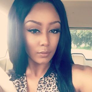 Meet your Posher, Destinie